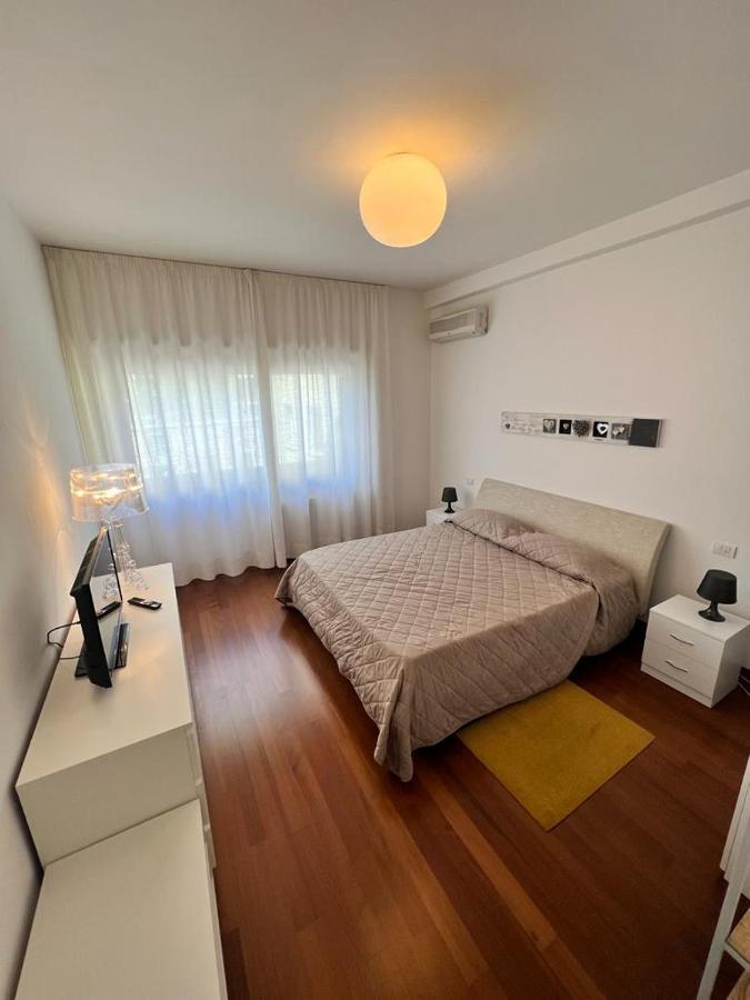 Piazza Italia Luxury Apartment Chianciano Terme Exterior foto